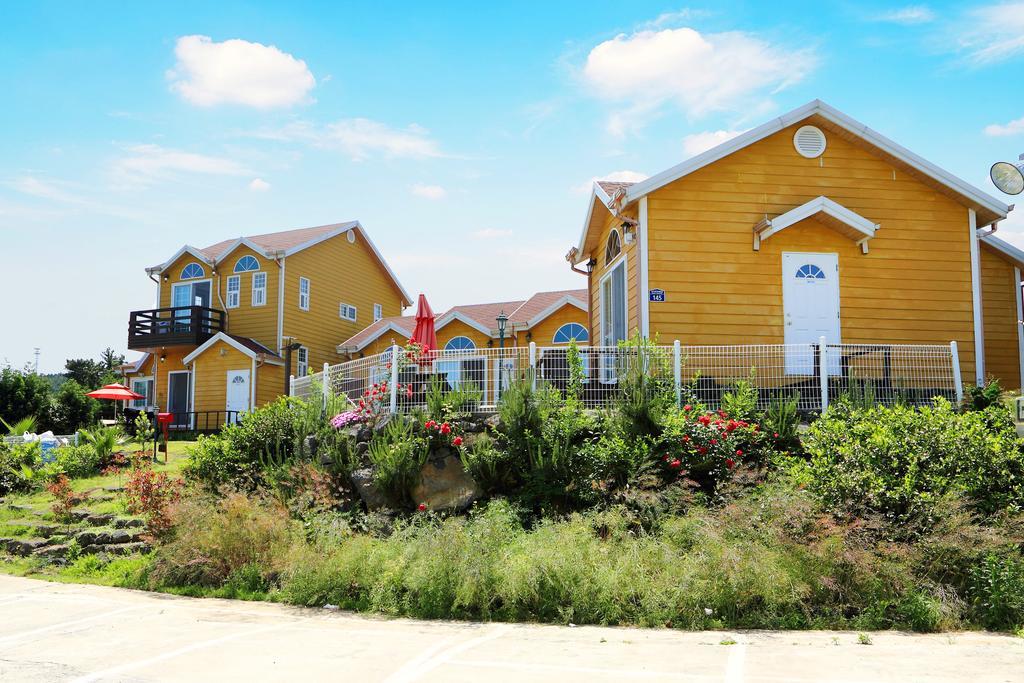 Healing House Villa Сеогвипо Екстериор снимка